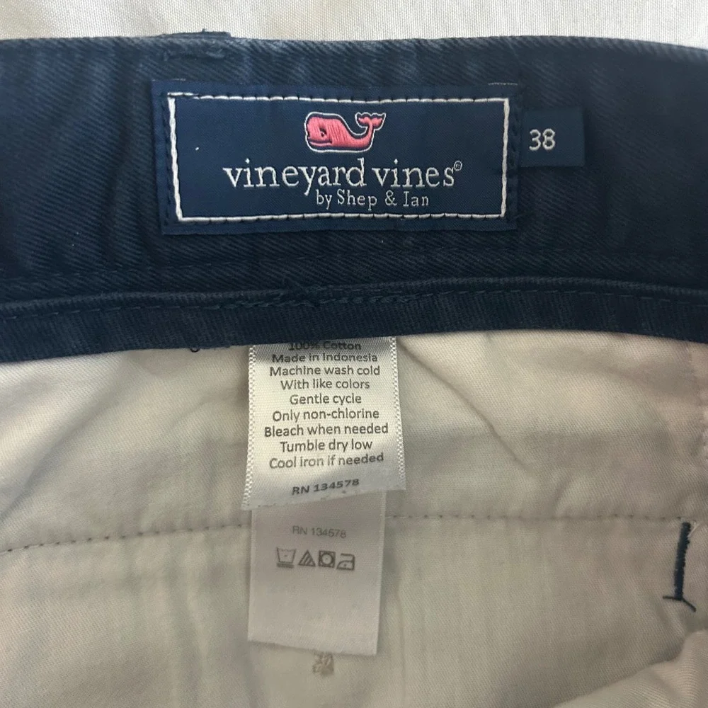 Vineyard Vines Mens Navy Blue 100% Cotton Chino Shorts Size 38 9 Inch Inseam